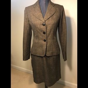 👘 SALE!!! Classic women’s 2pc suit